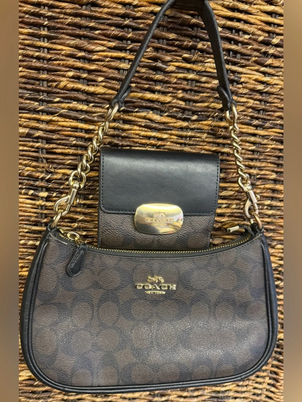Coach-Teri Bag,Brown Signature Shoulder Bag w/Gold Hardware and matching wallet